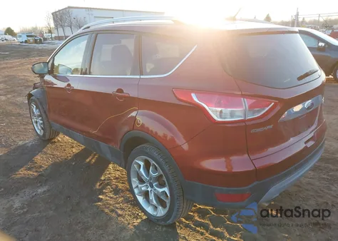 2015 Ford Escape Titanium from USA, damaged, VIN 1FMCU0J92FUB60392